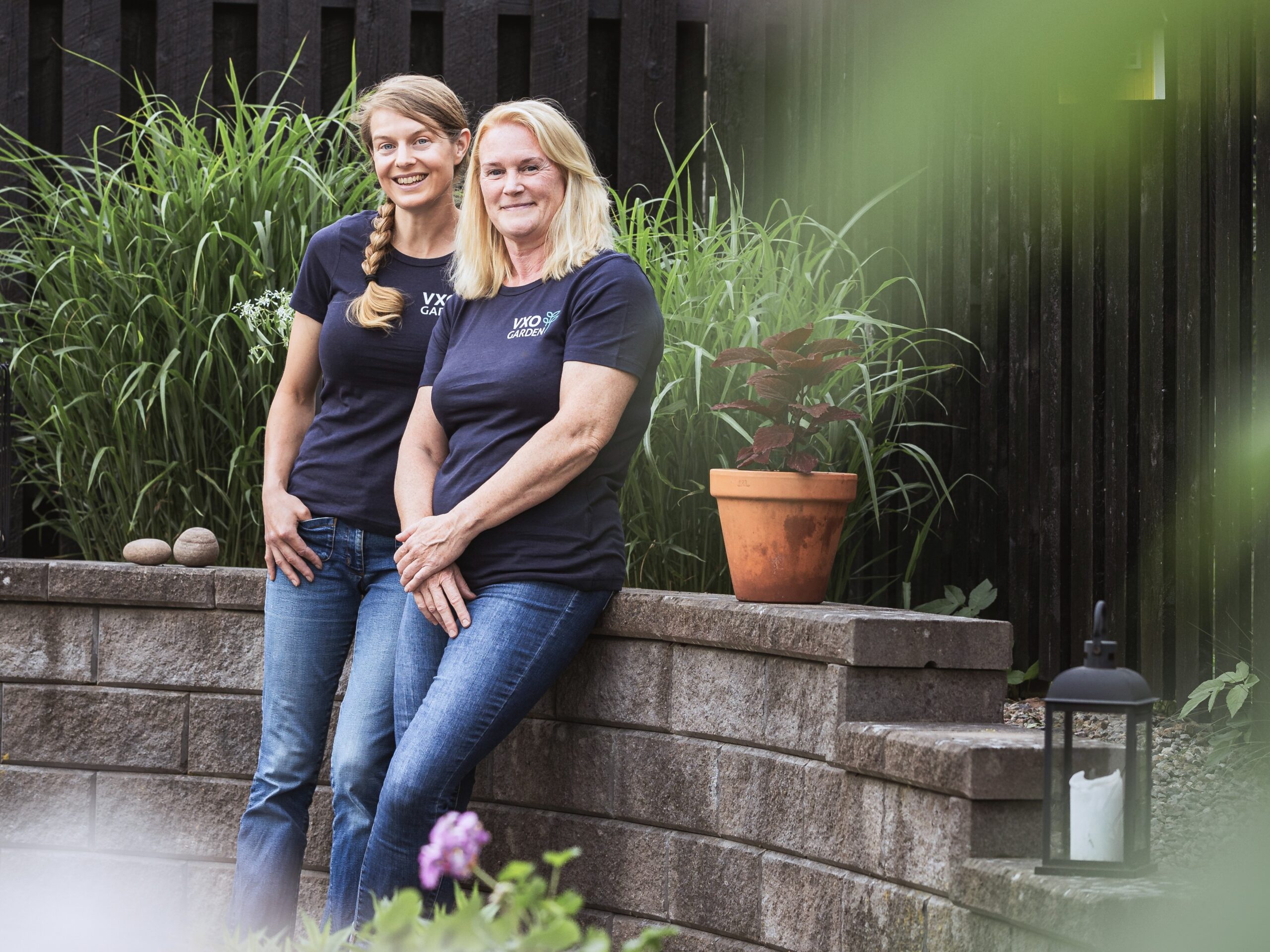 Charlotta och Anneli från VXO Garden.